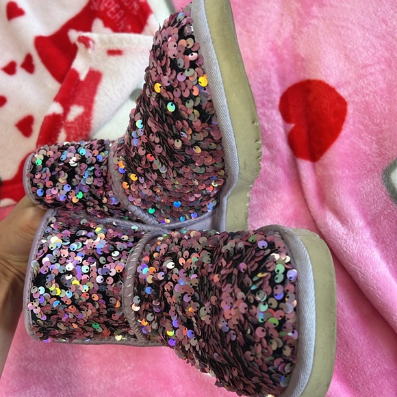 Purple sequin Uggs - Picture 5 of 5